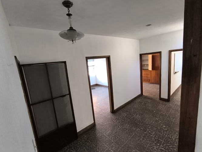 Las charcas y Aguilar Batres casa en renta para negocio