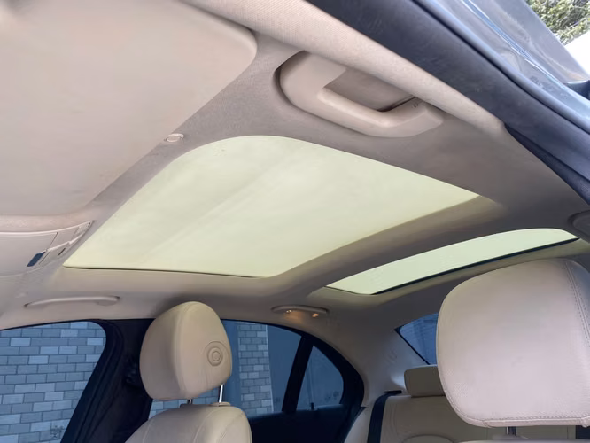 Mercedes-Benz C 180 Automático de Agencia Modelo 2019