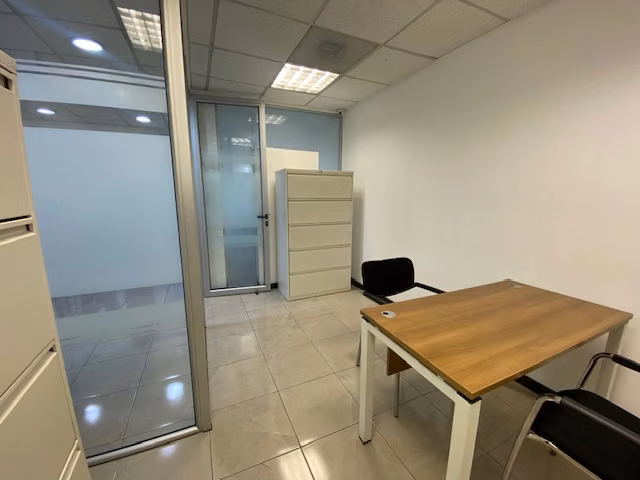 Oficina Amueblada en Venta Zona 10 CODIGO.CO35896