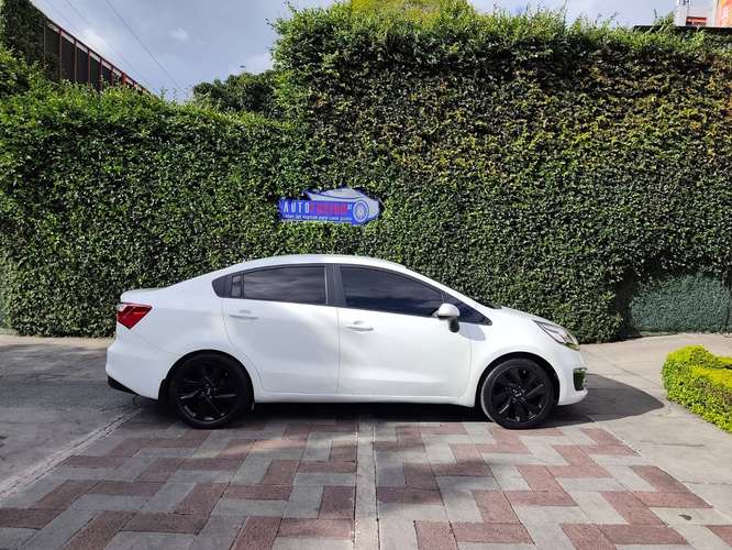 Kia Rio Ex Modelo 2017 (de Agencia)