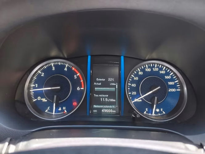 Bonita y Potente Toyota Fortuner 4x4 Modelo 2024 (de agencia)