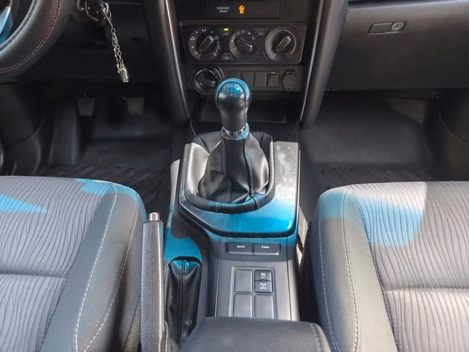 Bonita y Potente Toyota Fortuner 4x4 Modelo 2024 (de agencia)