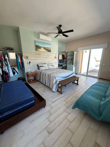 Casa de playa en venta - Iztapa