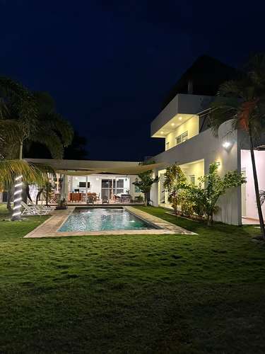 Casa de playa en venta - Iztapa