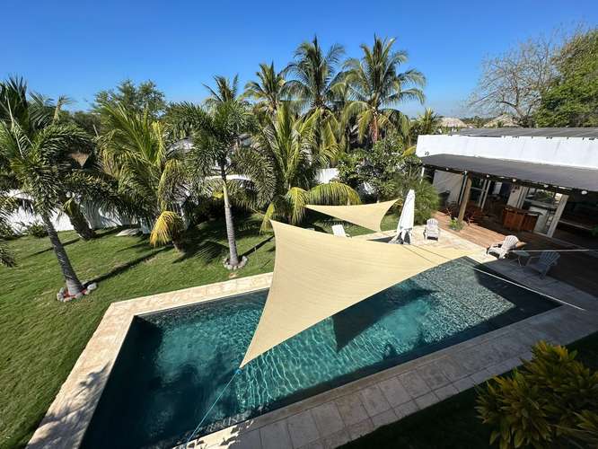 Casa de playa en venta - Iztapa