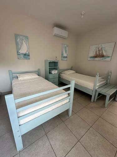 Casa de playa en venta - Iztapa