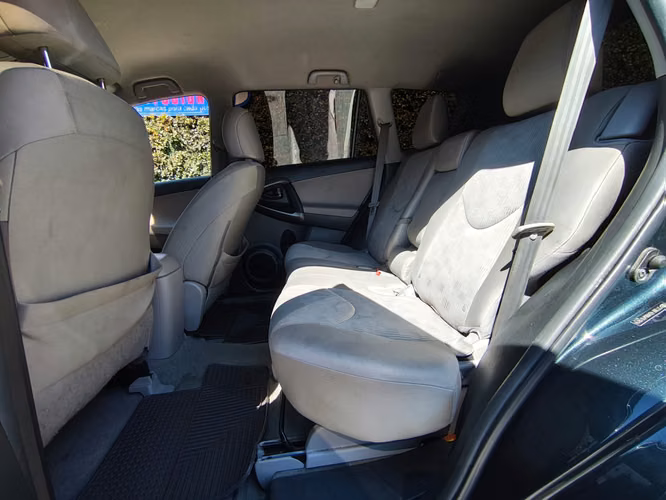 Toyota Rav4 Awd        Modelo 2011 - Imagen 8