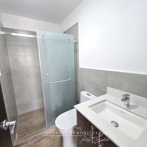 Renta de Apartamento Amueblado en Edificio Casalini Zona 10 de 2 Habitaciones