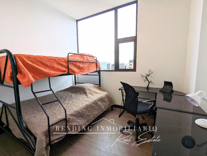 Renta de Apartamento en Edificio Diago6 Zona 10 de 2 Habitaciones con 2 Parqueos