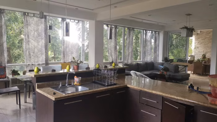 Apartamento en Renta en Kanajuyu 2 Zona 16