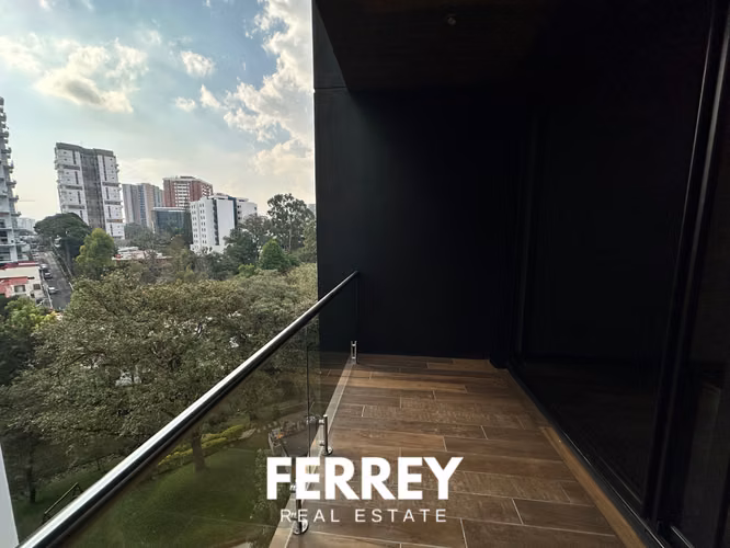 Zona 10, apartamento grande, espacios amplios