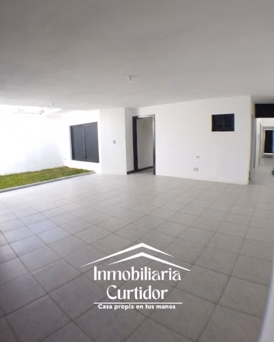 RESIDENCIA EN VENTA – CONDOMINIO LOS MANANTIALES (KM 19 SAN JOSÉ PINULA) - Imagen 2