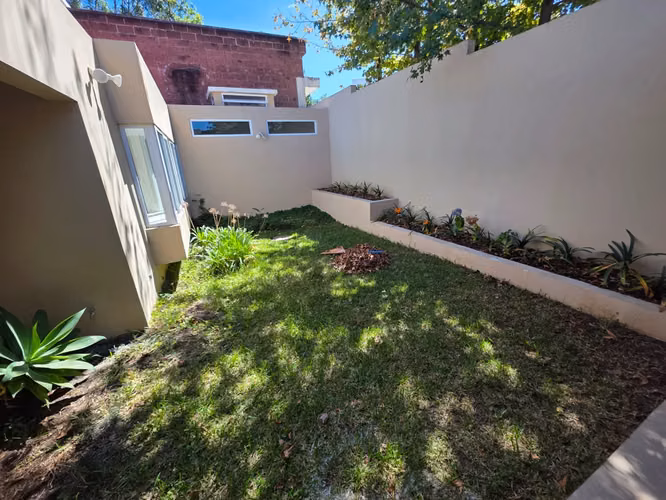 Casa en renta zona 16, Cayalá