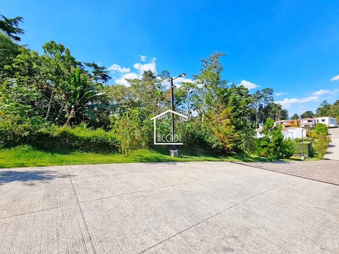 Vendo Terreno en Laguna del Bosque, Santa Catarina Pinula | ACODI - Imagen 3