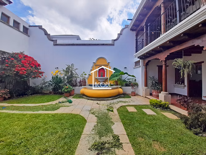 Vendo Casa en Jardines de San Isidro, zona 16 | ACODI