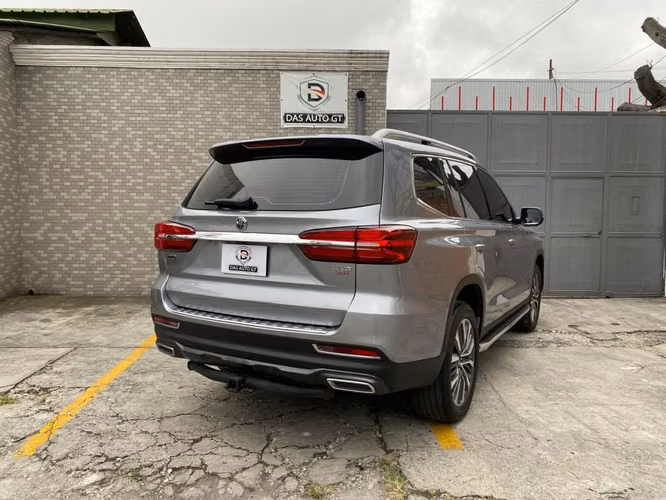 MG MGRX8 4x4 Automática de Agencia Modelo 2022 - Imagen 3