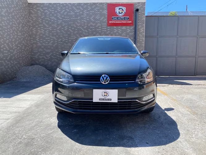 Volkswagen Polo Mecánico de Agencia Modelo 2018