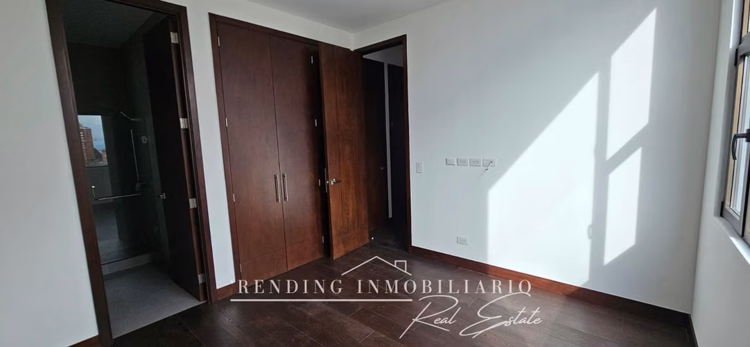 Renta de Apartamento en Edificio Echo Zona 14 de 2 Habitaciones con 169 m² y 2 Parqueos - Imagen 8