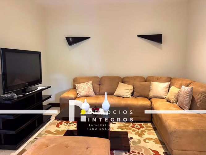 RENTO APARTAMENTO AMUEBLADO EN PRIMER NIVEL EN ZONA 10 MILENIA