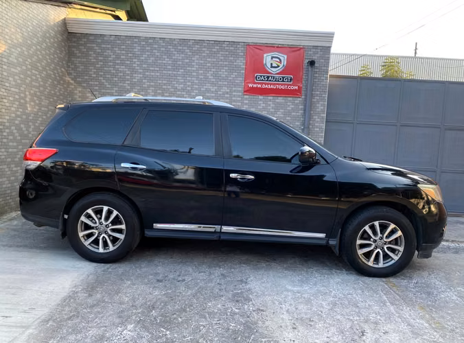 Nissan Pathfinder Platinum 4x2 Importado Modelo 2013
