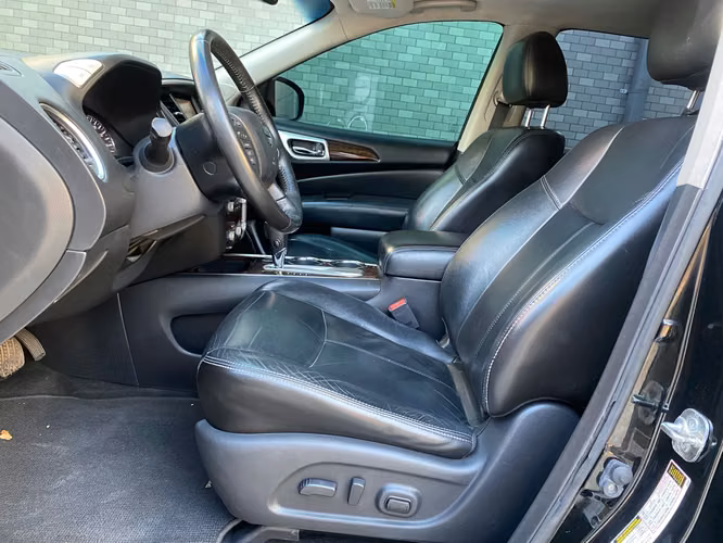 Nissan Pathfinder Platinum 4x2 Importado Modelo 2013