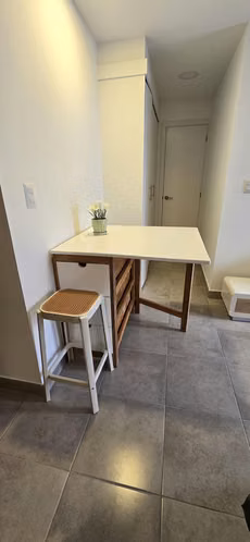 Apartamento amueblado en Fiamene Zona 10 nivel 15 de 2 habitaciones