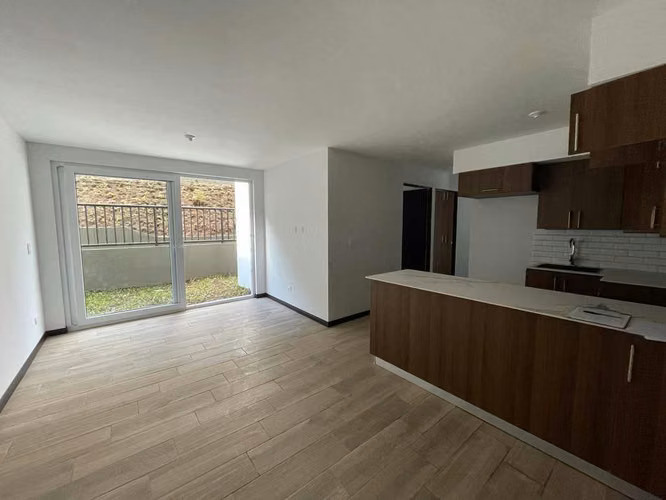Apartamento en Venta en Bari Fraijanes