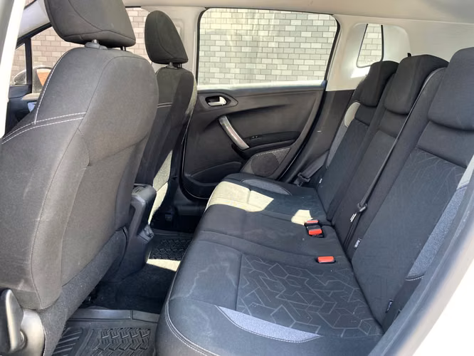 Peugeot 2008 Allure 4x2 Automática de Agencia Modelo 2018