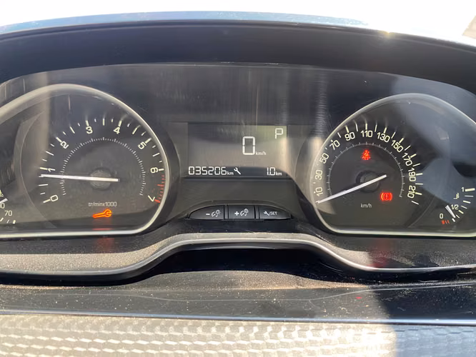 Peugeot 2008 Allure 4x2 Automática de Agencia Modelo 2018