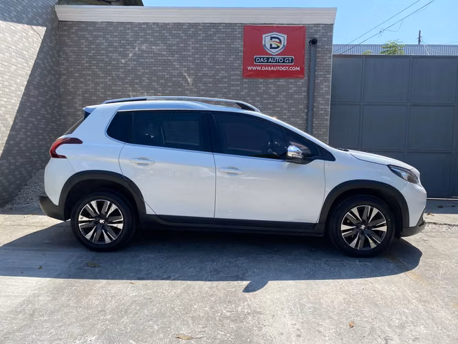 Peugeot 2008 Allure 4x2 Automática de Agencia Modelo 2018