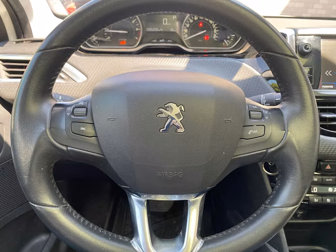 Peugeot 2008 Allure 4x2 Automática de Agencia Modelo 2018