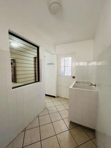 VENDO AMPLIA Y CÉNTRICA CASA VALLES DE NAPA KM.16,5 CARRETERA A EL SALVADOR - Imagen 7