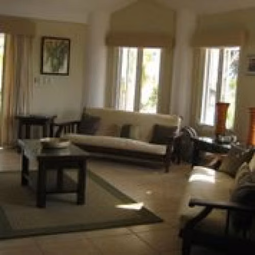 Casa de Playa en Venta en Monterrico