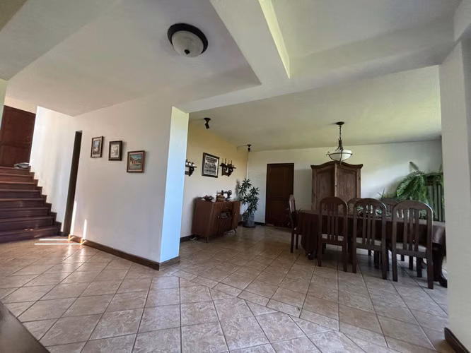 CASA EN VENTA CARRETERA A EL SALVADOR KM 16.5