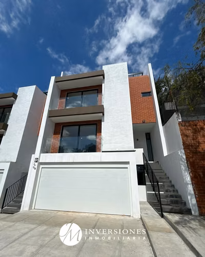 Casa en venta de 3 Dormitorios en Zona 13