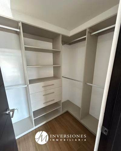 Casa en venta de 3 Dormitorios en Zona 13