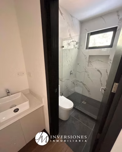 Casa en venta de 3 Dormitorios en Zona 13