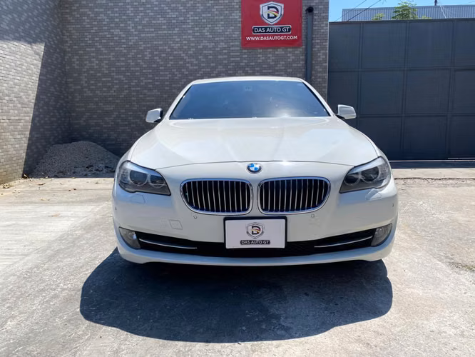 BMW 530D Automático de Agencia Modelo 2012