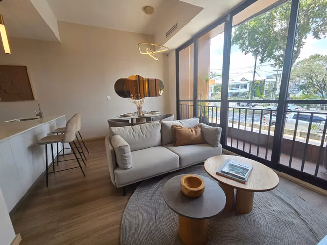 Apartamento en venta zona 10 - Vié Próceres - Imagen 2