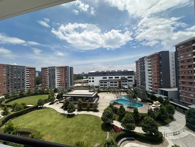 Amplio Apartamento en Renta en zona 14 Edificio Segheria