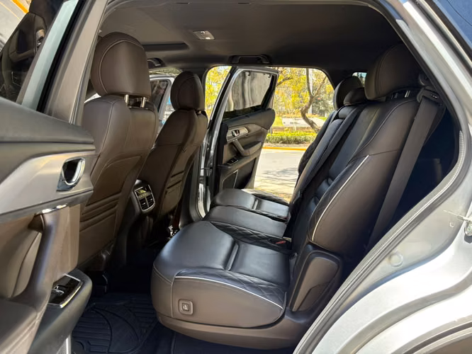 Mazda CX-9 AWD año 2023 de agencia - Imagen 6
