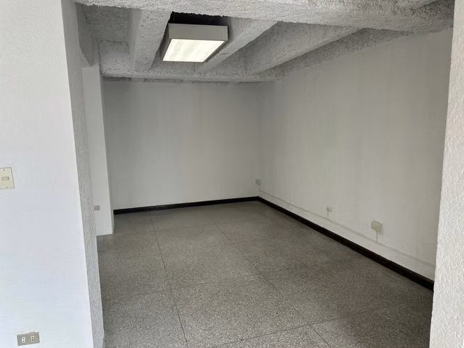 Oficina en renta en zona 4 - Edificio El Angel