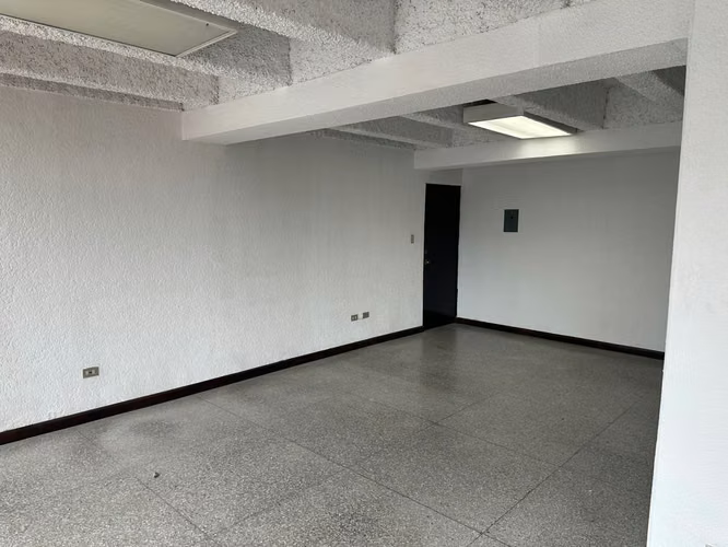 Oficina en renta en zona 4 - Edificio El Angel