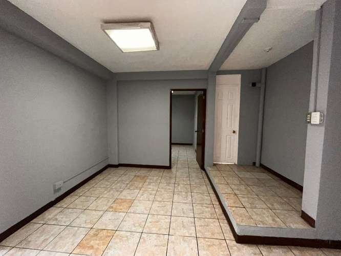 Zona 10 OFIBODEGA - Imagen 15