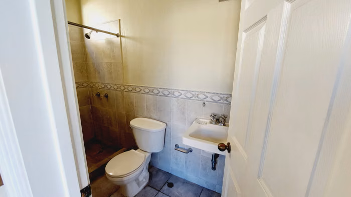 Casa en Venta en Condominio Carretera a Fraijanes. - Imagen 3