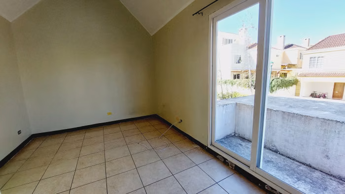 Casa en Venta en Condominio Carretera a Fraijanes. - Imagen 4