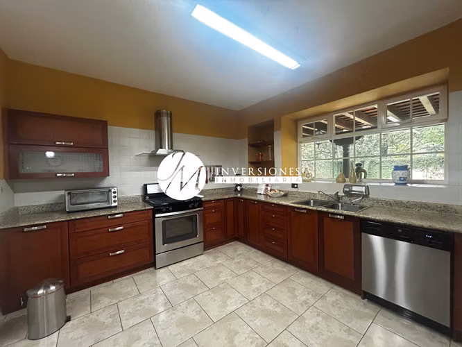Casa en venta en San José Pinula