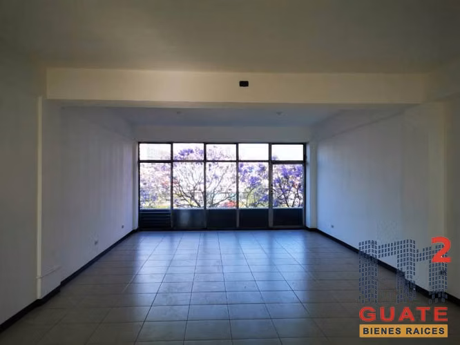 Office in Income, Zone 01 (R7938)