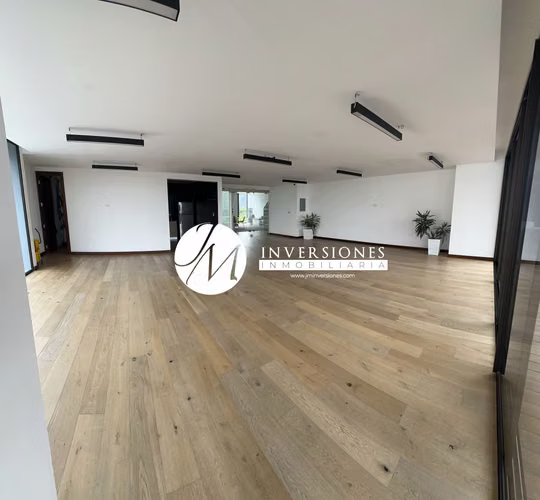 Venta de Apartamento en la Zona 15