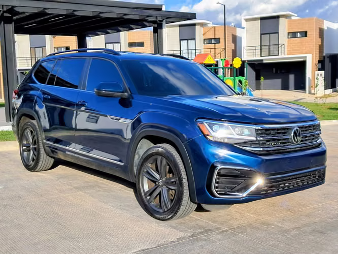 2021 VOLKSWAGEN ATLAS R-LINE V6 AWD 3.6L GASOLINA 276HP TORQUE 361 NM